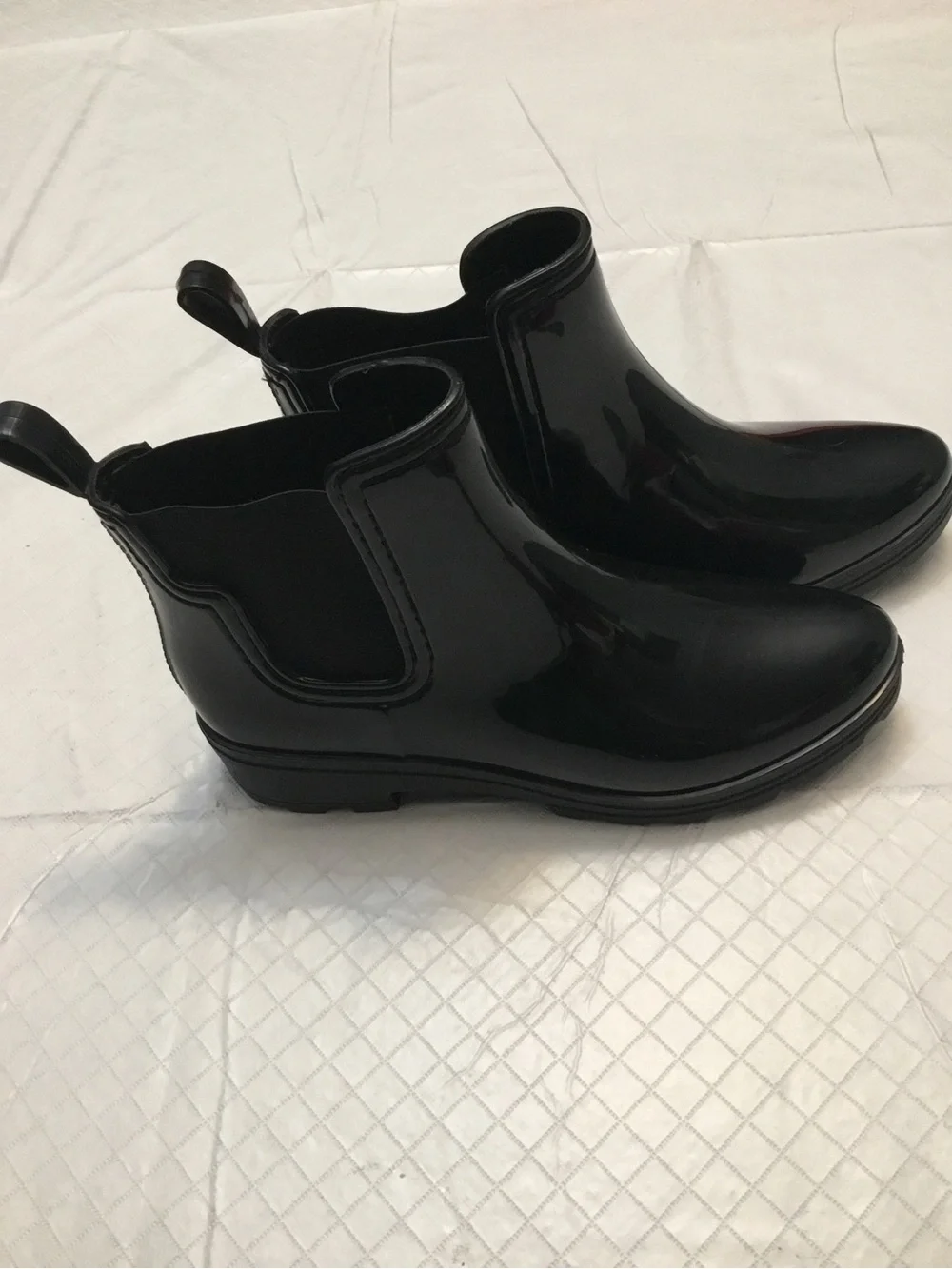 Lucky Brand Black Chelsea Rain Boots Slip-On Glossy Waterproof Size 7 New